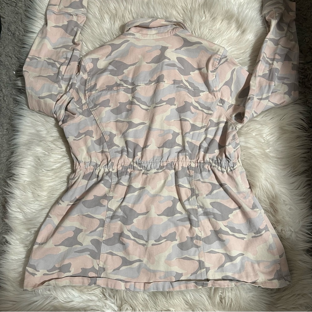 Torrid pink Camo jacket. - Picture 8 of 11